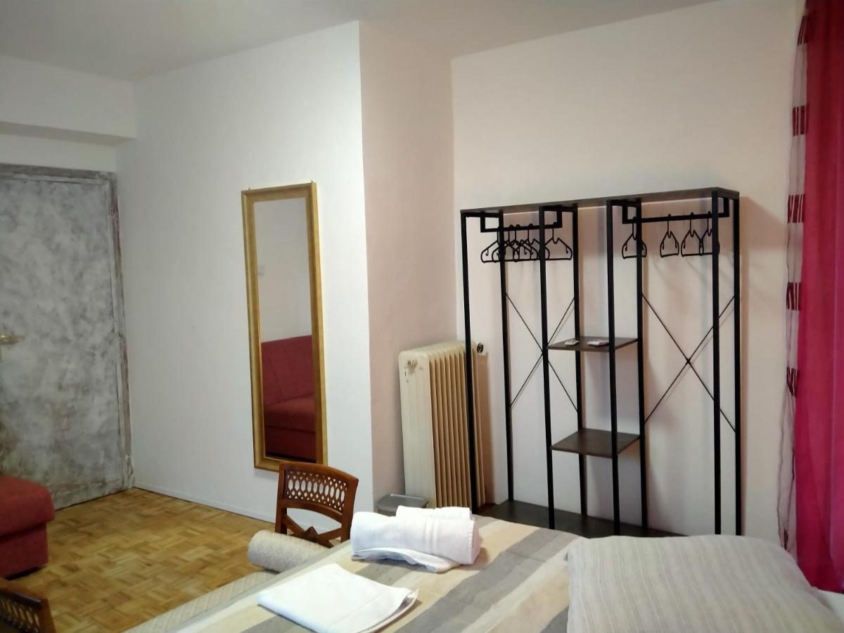 B&B Alla Busa Rovereto  Buitenkant foto